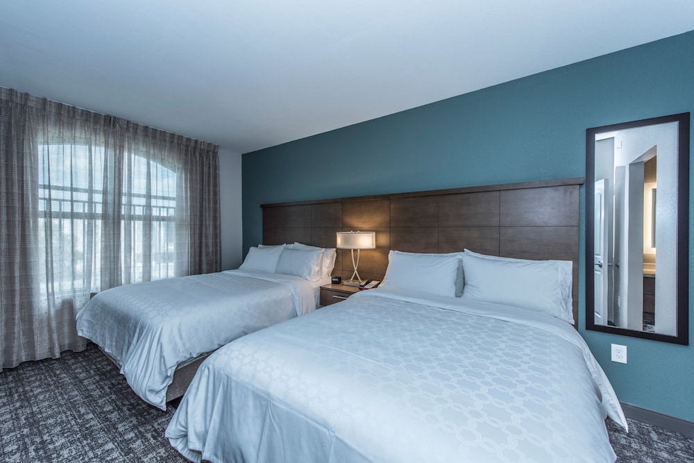 STAYBRIDGE SUITES CHARLESTON - MOUNT PLEASANT 21/60