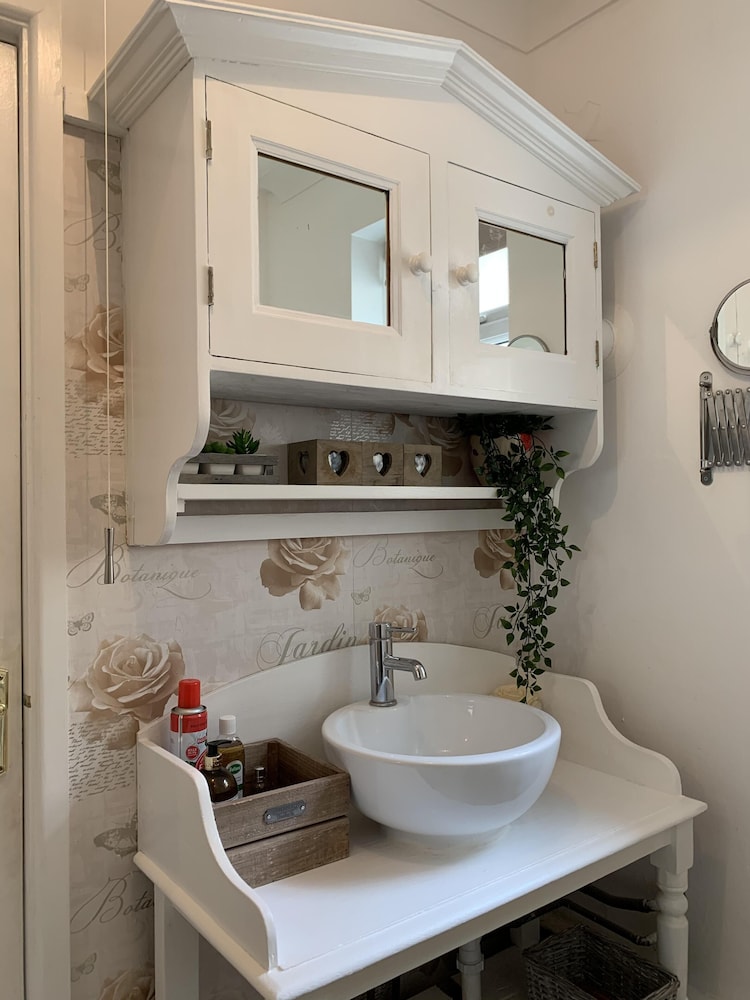 Thorn House Bed &amp; Breakfast 34/36