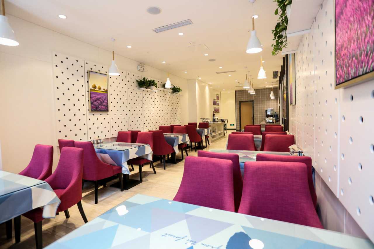 Lavande Hotel (Jinan High-tech Wanda Convention and Exhibition Center) 38/47