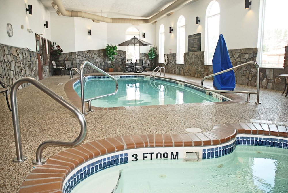 swimming pool spa