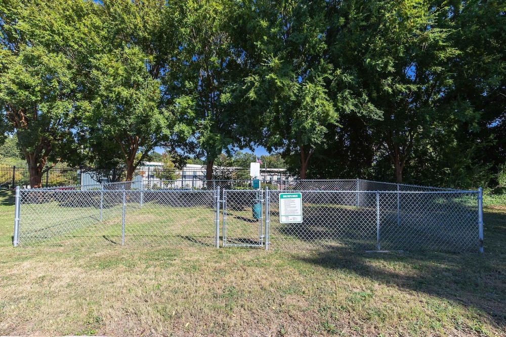 Extended Stay America - Columbia - West - Stoneridge Dr. 27/57