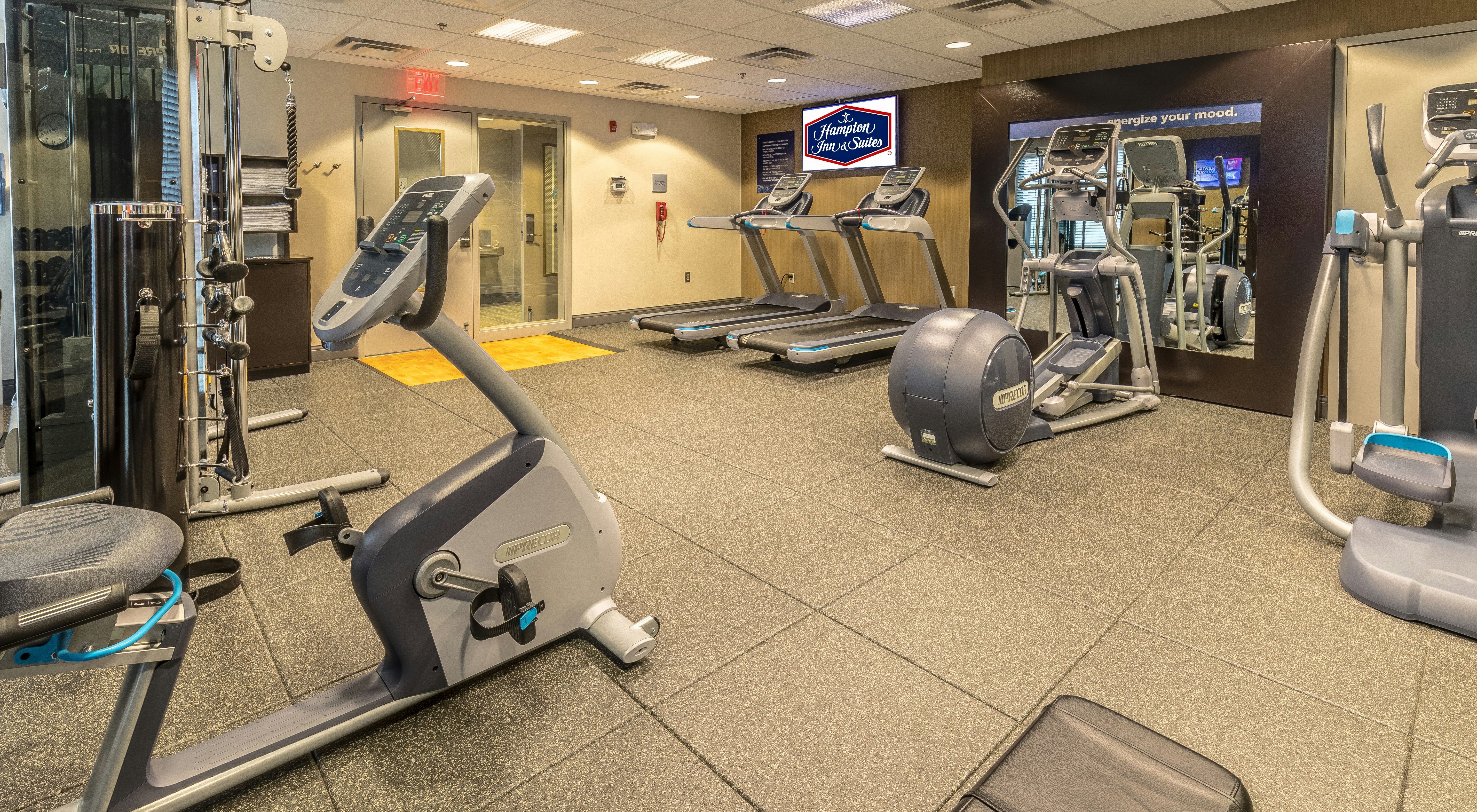 Hampton Inn Suites Dublin 26/50