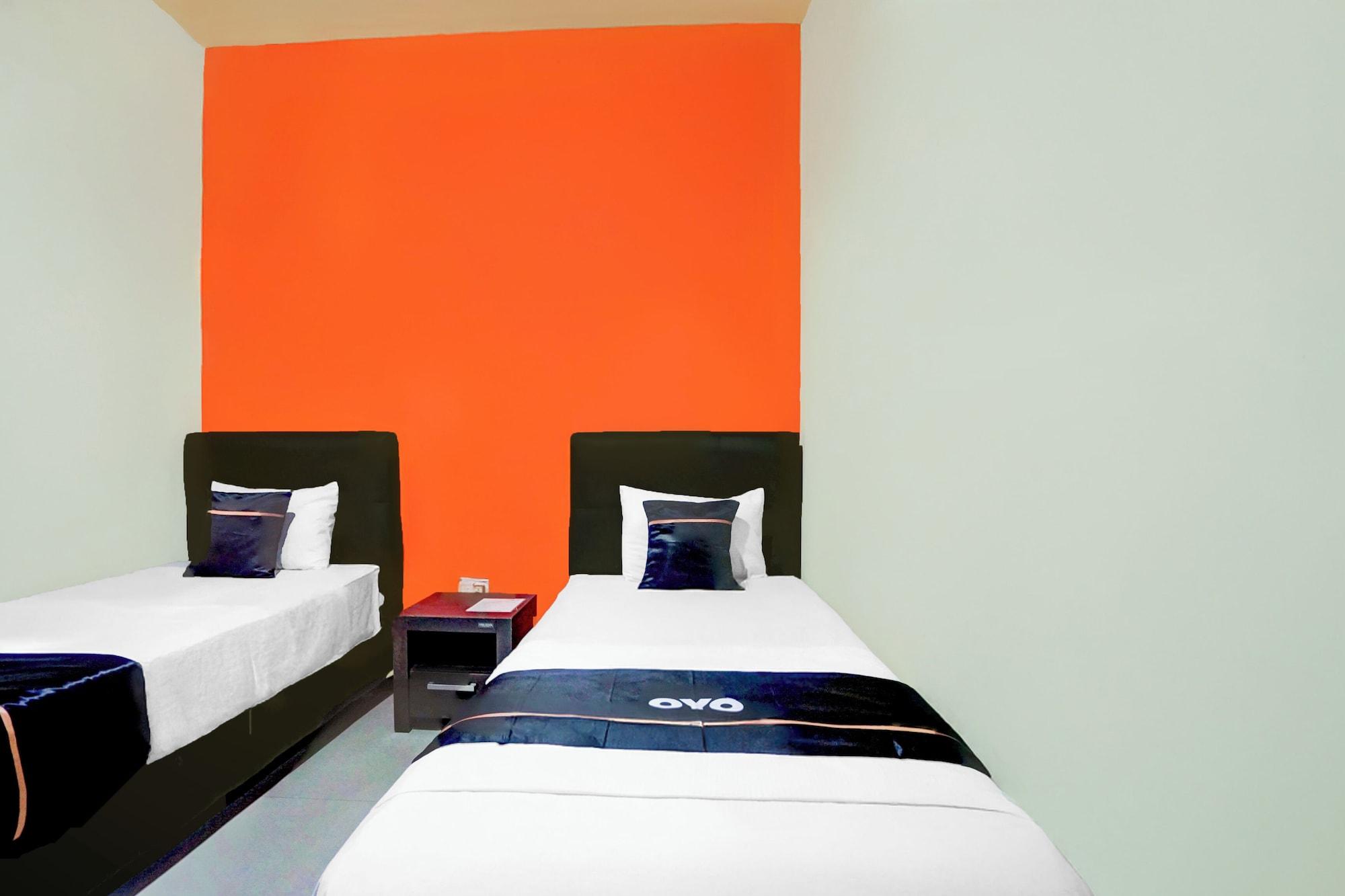 Hotel O 76 Gayungsari 14/29