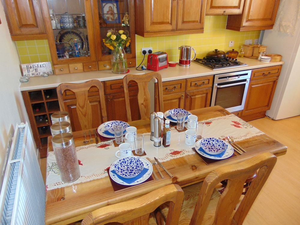 Badjao Bed and Breakfast 12/20