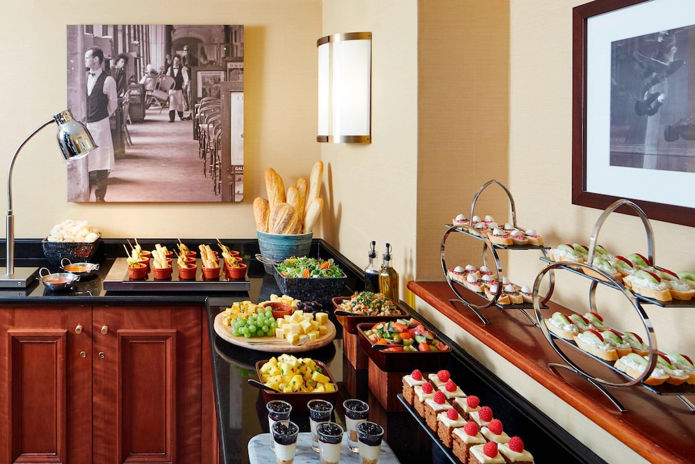 London Marriott Hotel Marble Arch 32/50