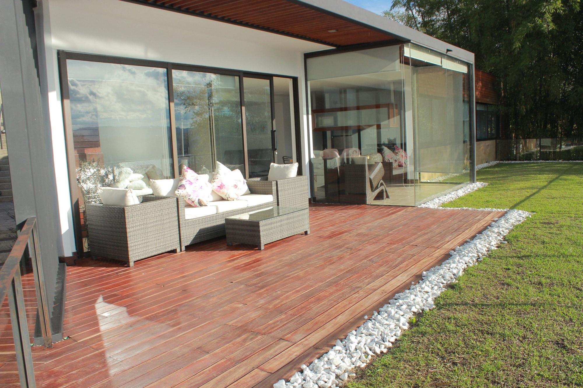 Luxe by The Charlee 40/50