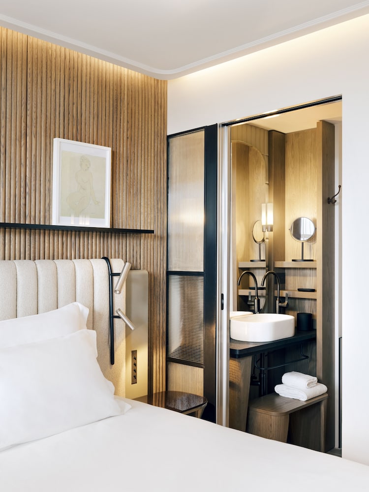Hotel Dame des Arts 12/50
