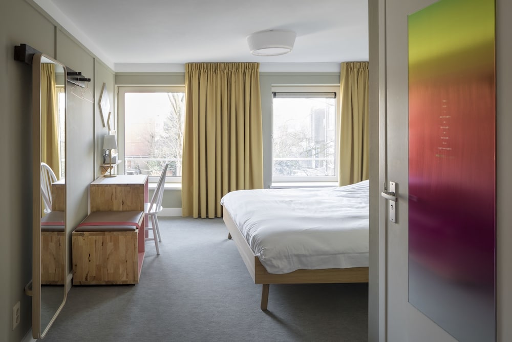 Hotel Light 18/49