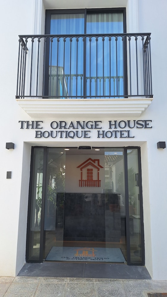 The Orange House 1/95