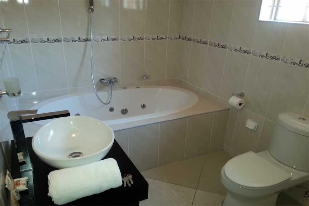 Masili Guesthouse 25/26