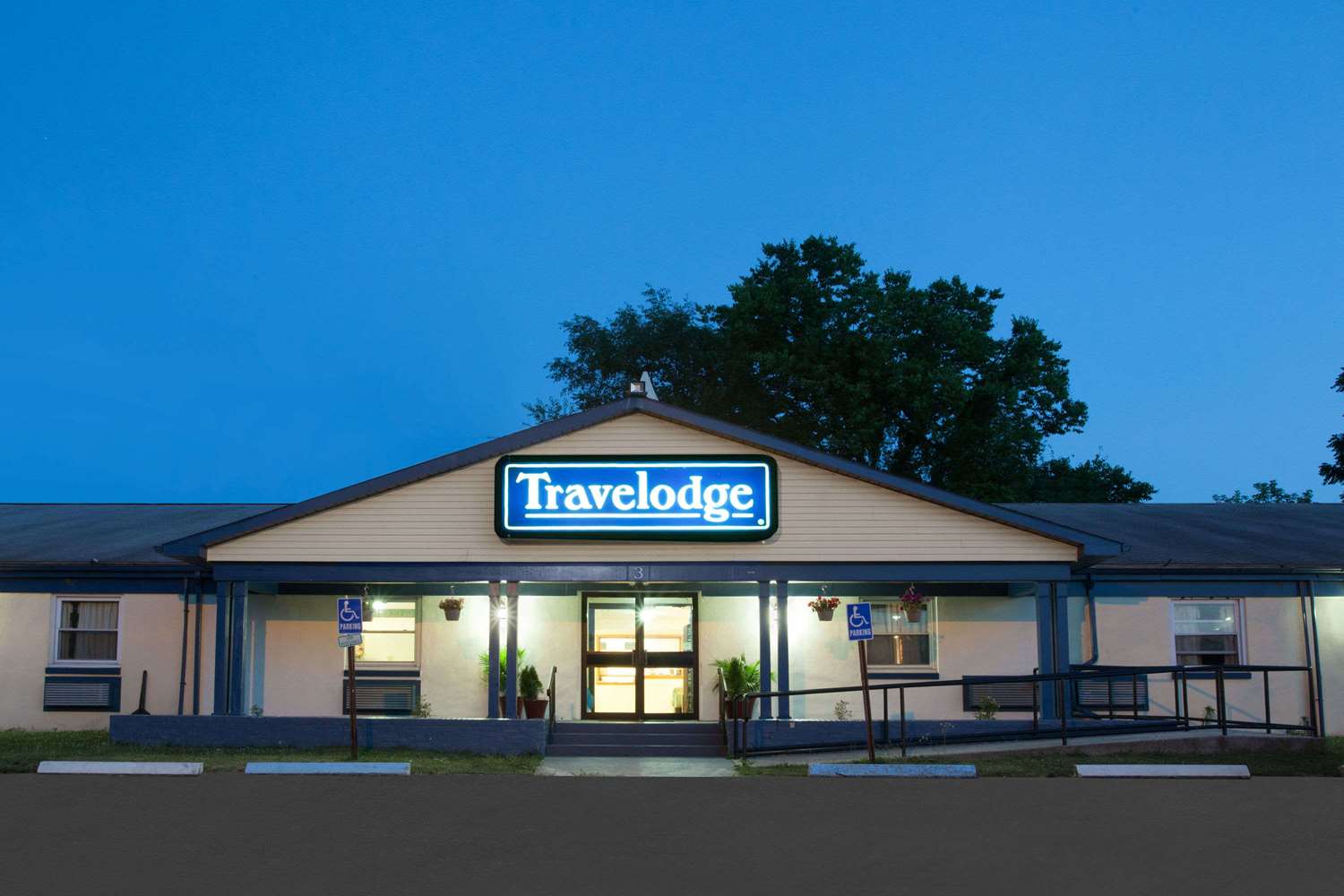 Americas Best Value Inn Carlisle 2/6