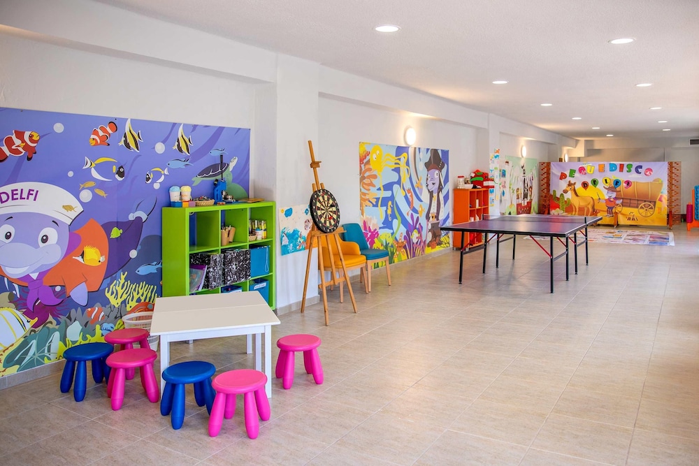 Hotel Servigroup Trinimar 36/48