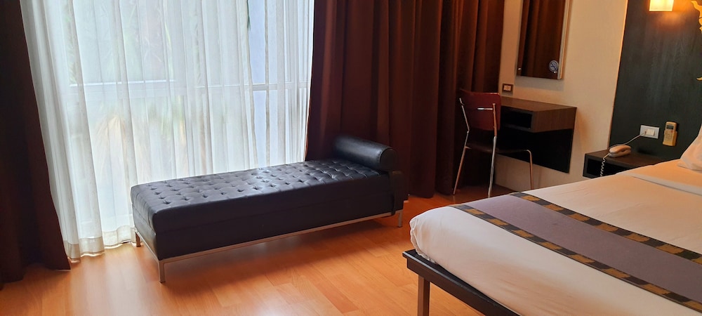Swana Bangkok Hotel 16/72