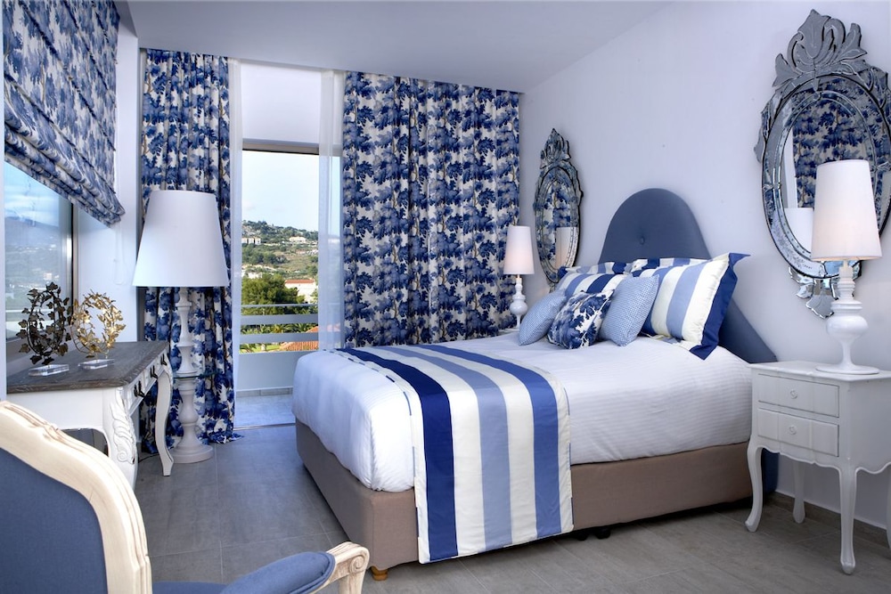 Thalassa Boutique Hotel 19/77