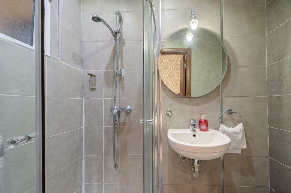 Tritoni harbour suites 47/55