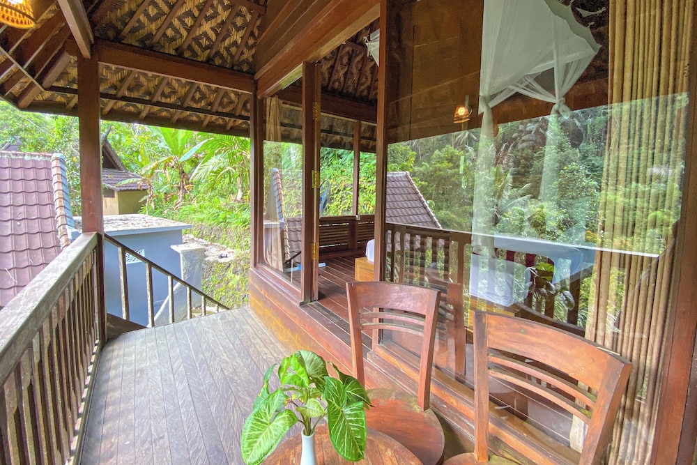 Bali Jungle Huts 34/50