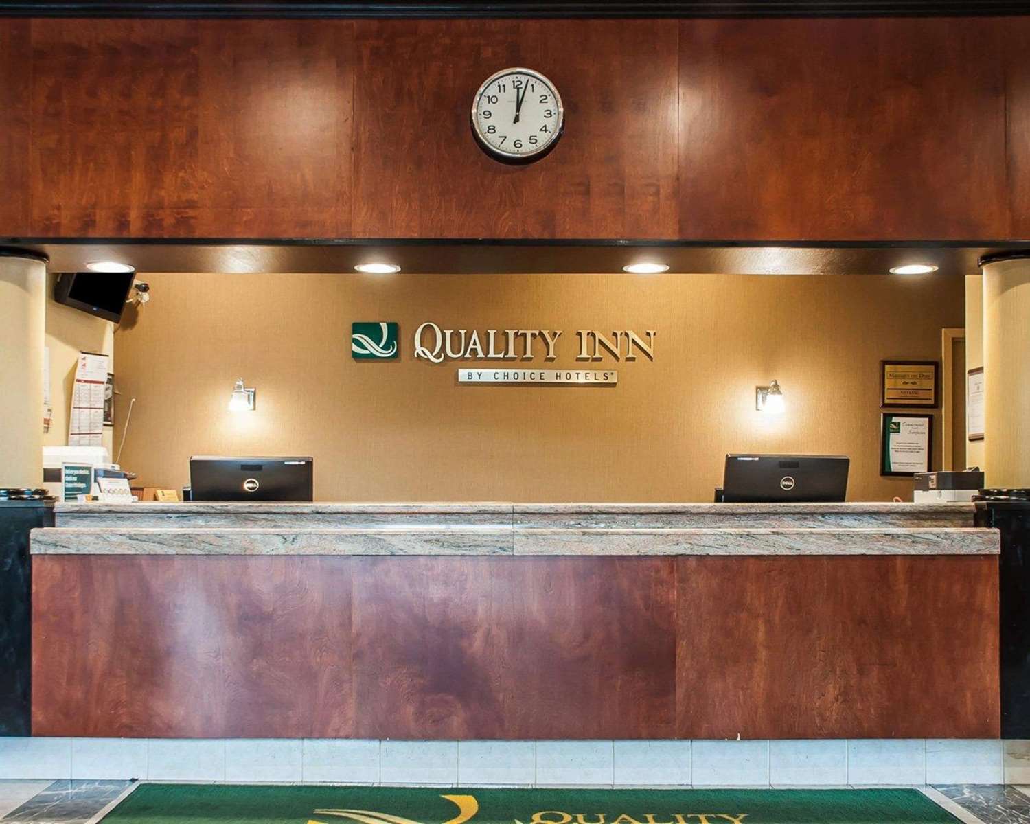 Quality Inn Buffalo Airport 10/28