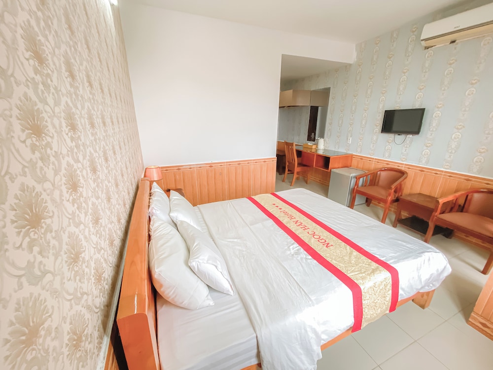 Ngoc Han Hotel 10/67