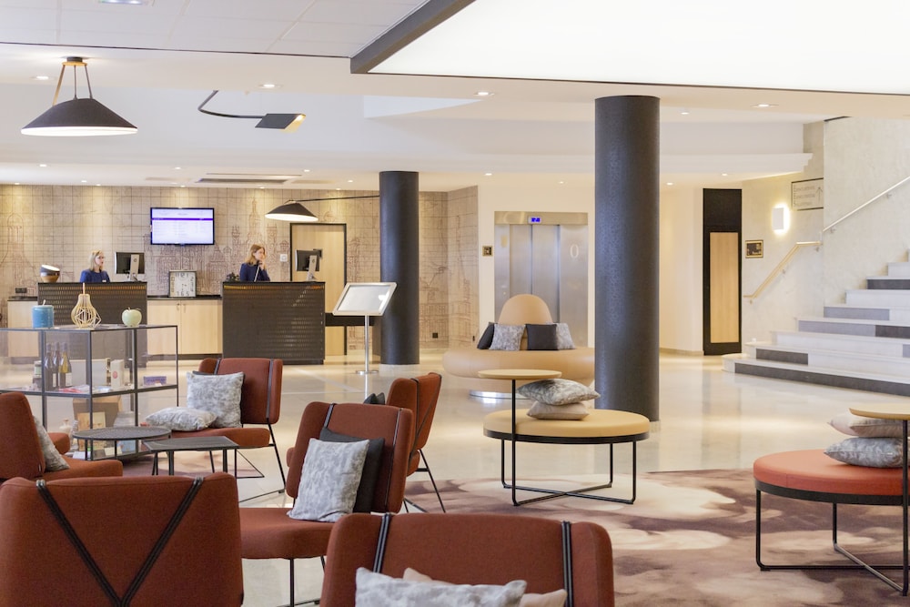 MERCURE BLOIS CENTRE 60/74