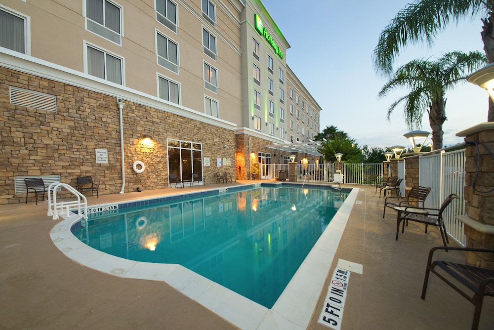 HOLIDAY INN TITUSVILLE KENNEDY SPACE CENTER 5/76