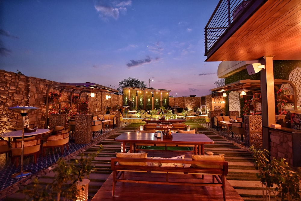 Radisson Blu Hotel Jaipur Airport 62/66