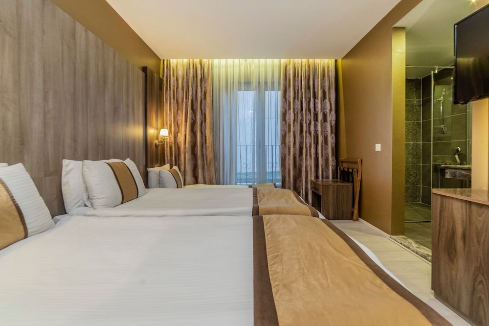 Hotel Ferro 17/50
