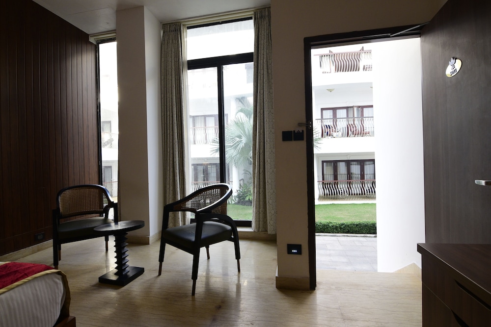 Park Regis Goa 41/69