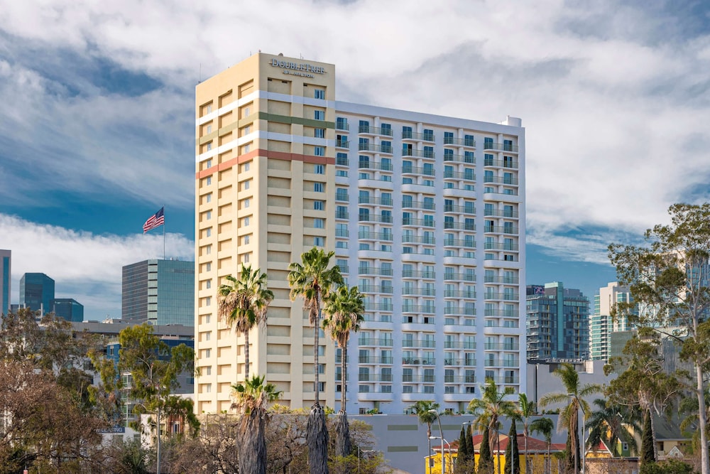 Courtyard by Marriott San Diego Downtown Little Italy 4/64