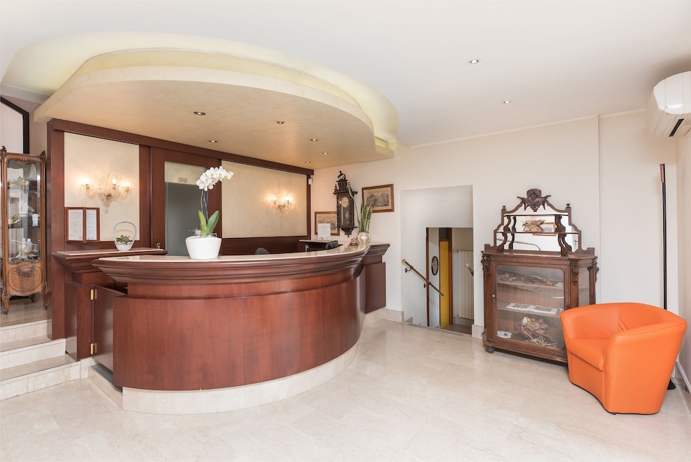Hotel San Pancrazio 8/50