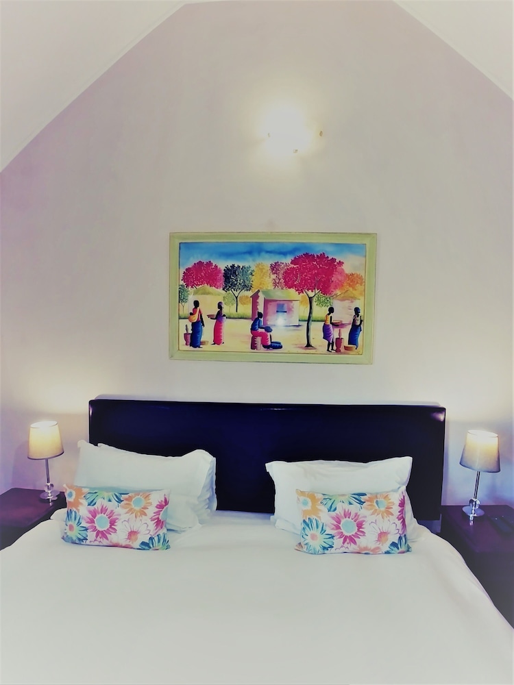 Winelands Villa Guesthouse 15/31
