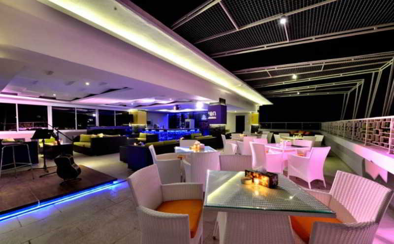 Top Malioboro Hotel 12/18