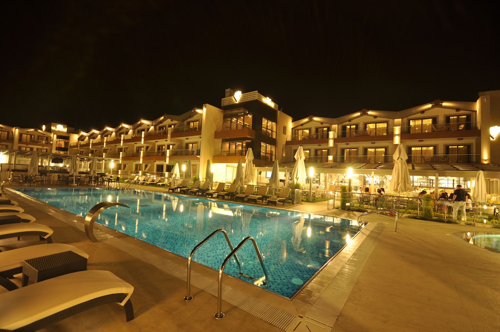 Venus Thermal Boutique Hotel 45/50