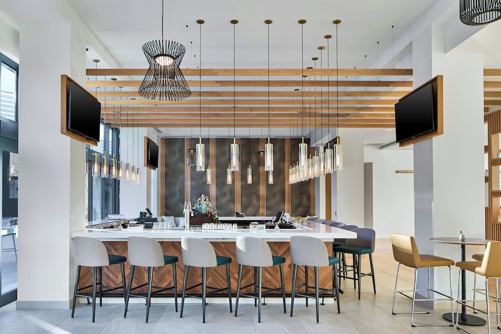Element Atlanta Perimeter Center 35/50