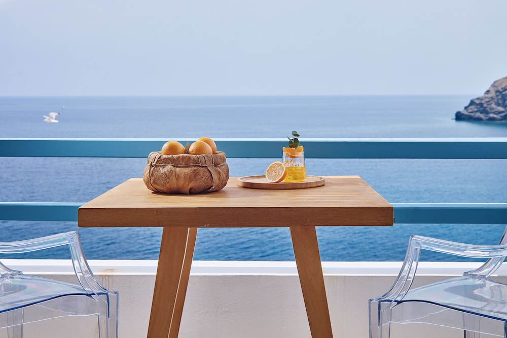 Chrysalis Boutique Hotel 43/50