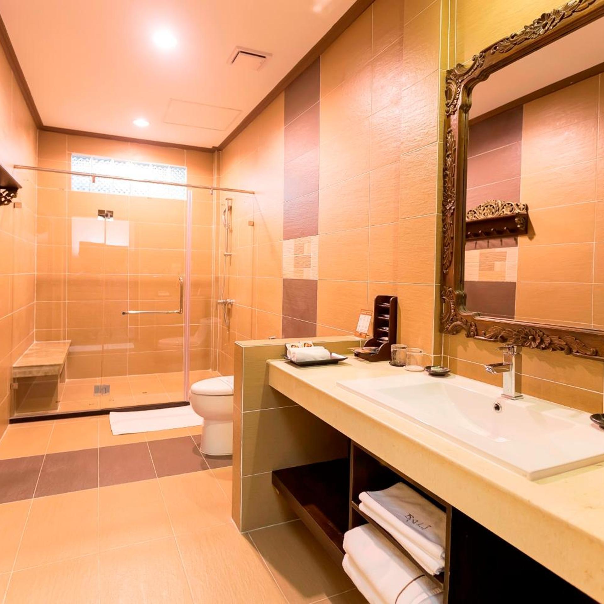 Bali Hotel 48/50