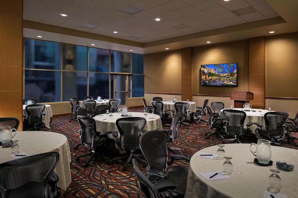 Tempe Mission Palms, a Destination by Hyatt Hotel 37/43