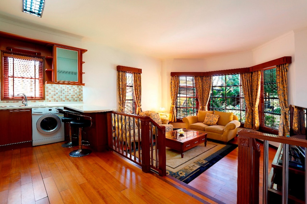 Apel Villa Sanur 17/54