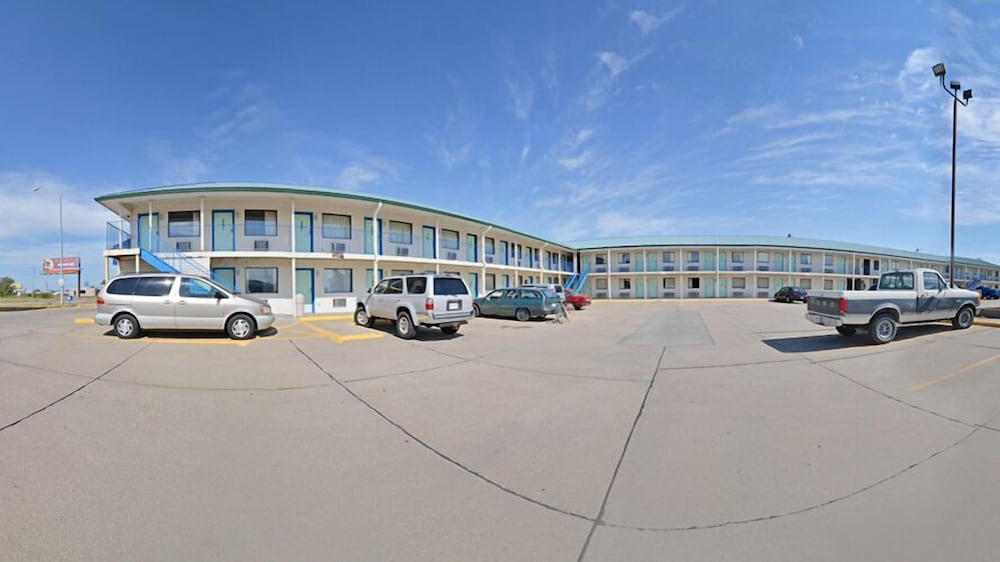 Americas Best Value Inn Lincoln 27/34
