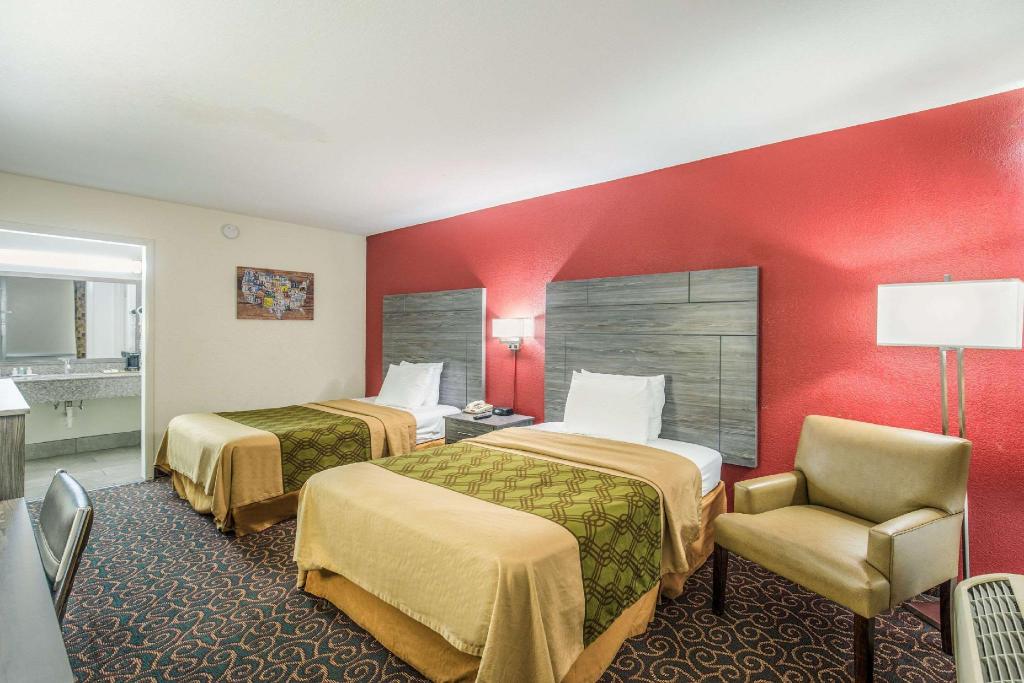 غرفة بسريرين مزدوجين لذوي الإعاقة، Econo Lodge Thomasville 2/6