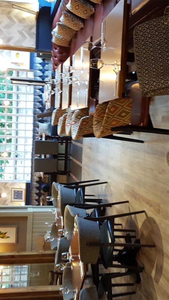 Premier Inn Wirral (Greasby) 18/37