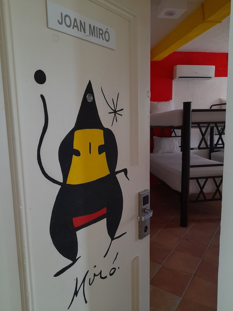Nirvana Hostel Cancun Hotel Zone 43/51