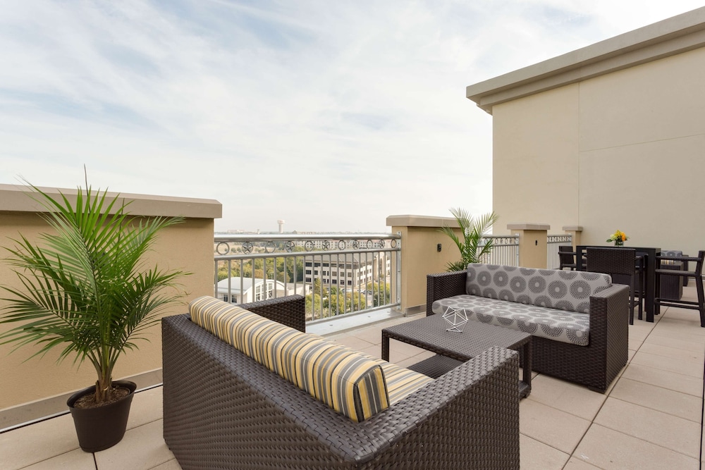Drury Inn & Suites Dallas Frisco 26/47