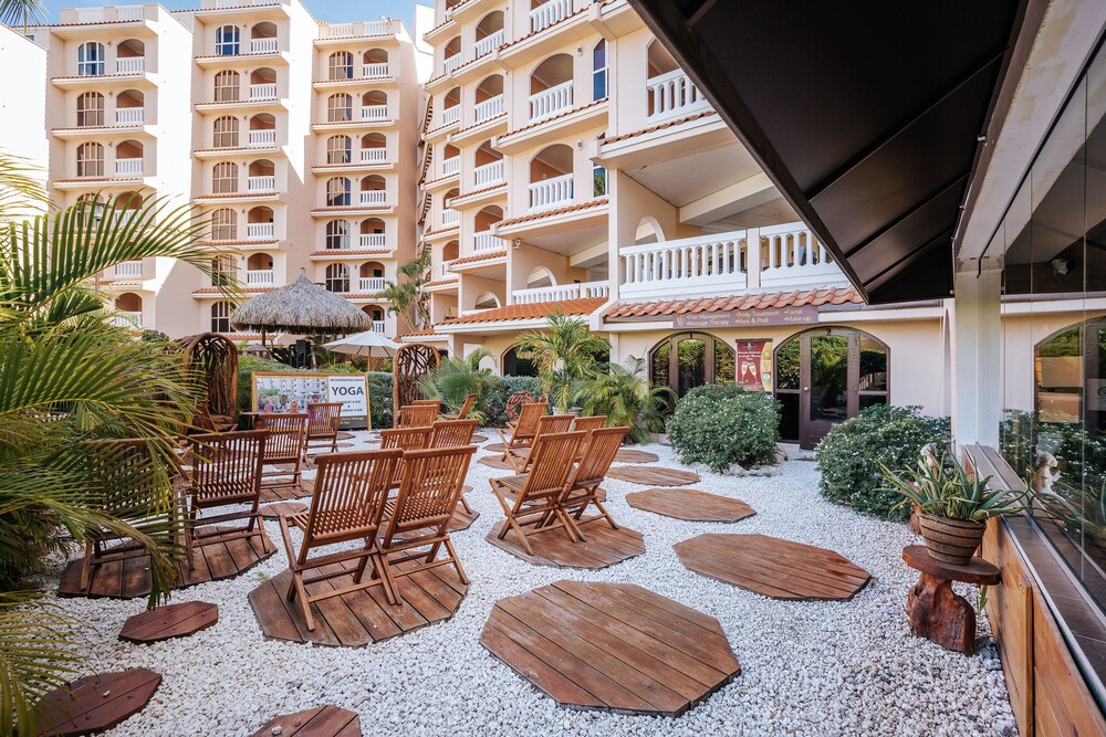 Playa Linda Beach Resort 44/49