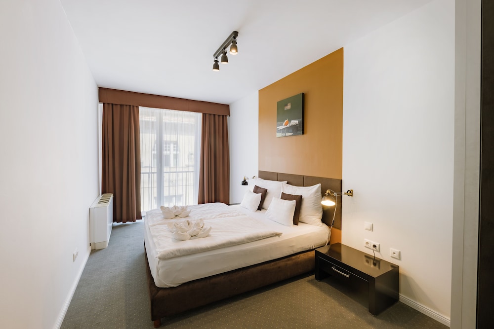 Bliss Hotel And Wellness 21/68