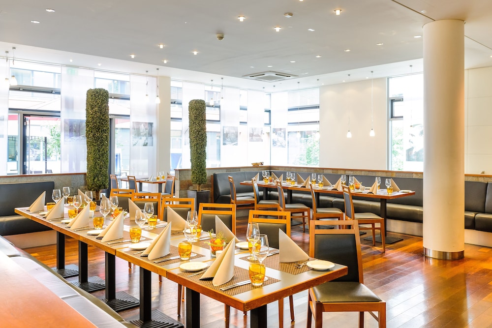 Mercure Frankfurt Eschborn Helfmann Park 25/43