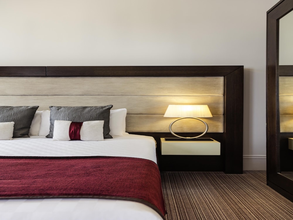 Mercure Aberdeen Caledonian Hotel 11/39
