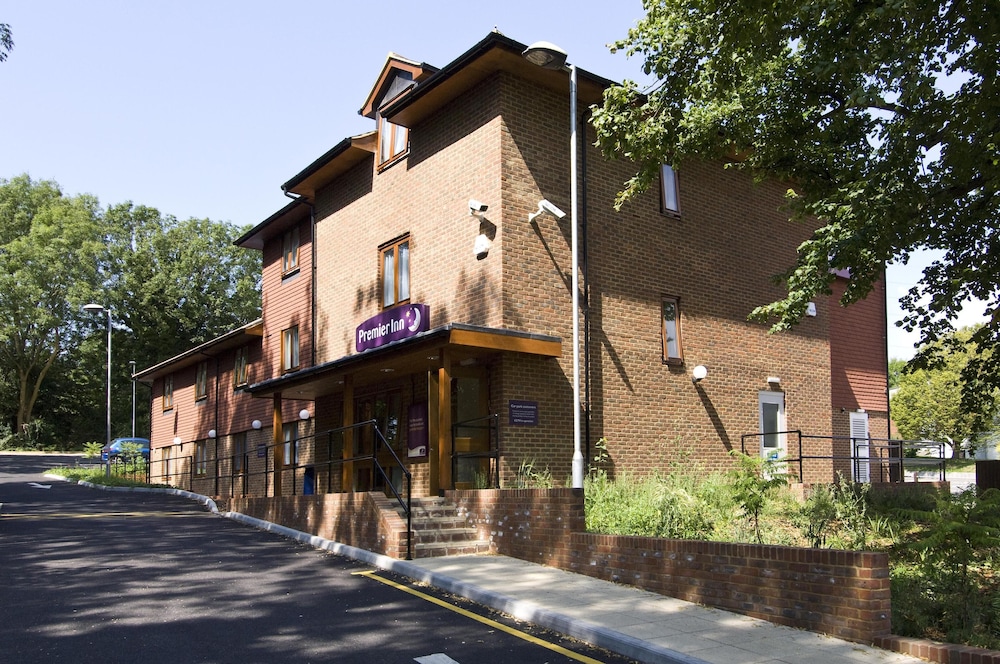 Premier Inn Portsmouth (Horndean) 6/34