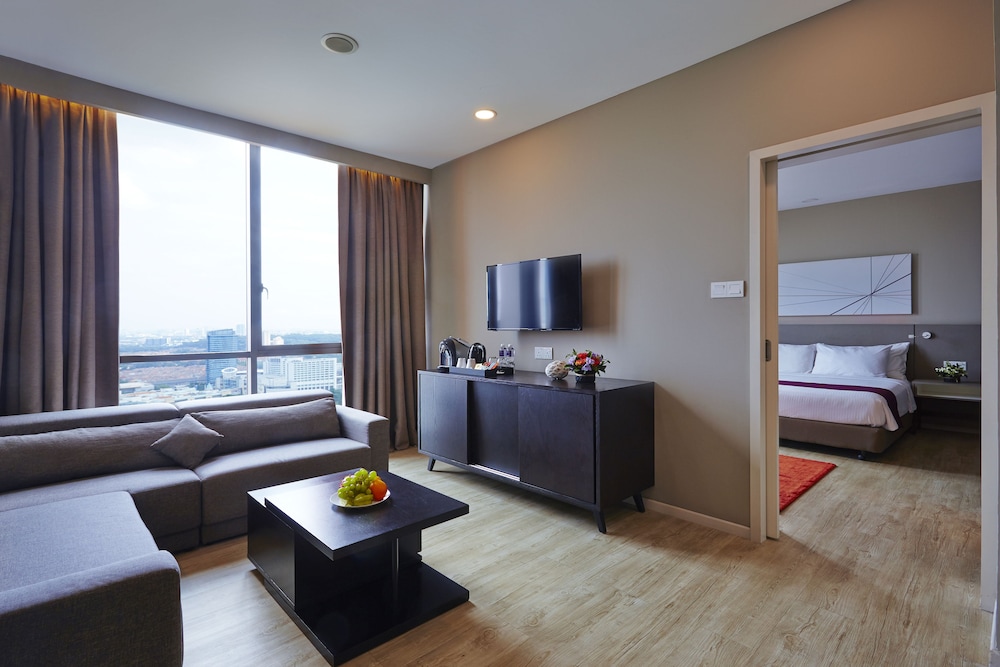 Qliq Damansara 42/60