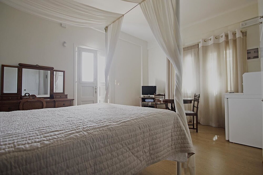 Emilia Luxury Apartments 6/33