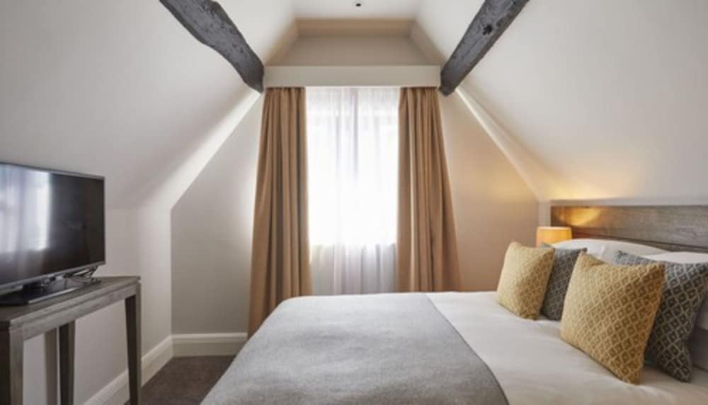 Snug, Double Bed, Riverside
